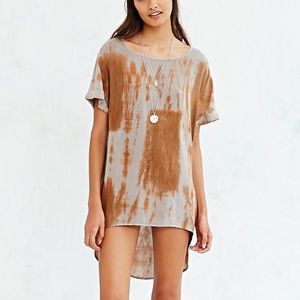 UO Moon & Sky tunic top